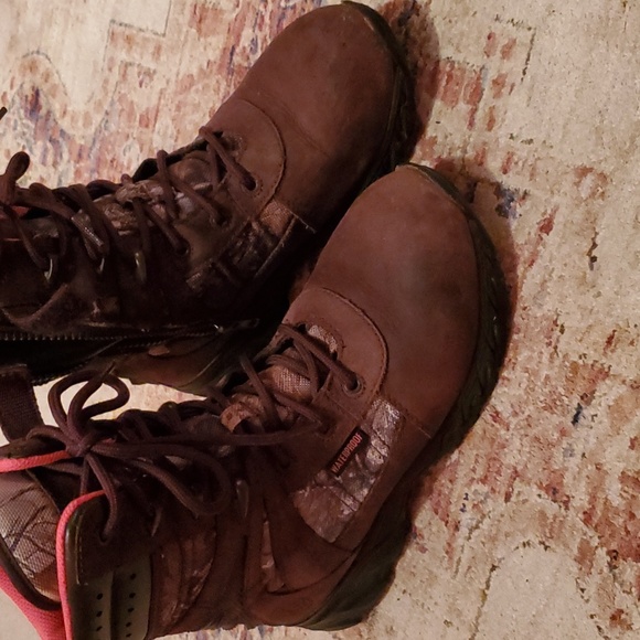 Game Winner Waterproof Boots - Picture 7 of 8